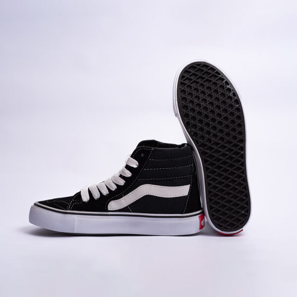 BOTA CLASICA V. 4 V. BOTA CLÁSICA