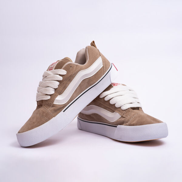 KNU BEIGE 2 (1) V. KNU