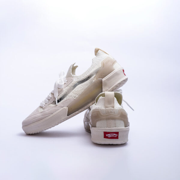 VANS OFF WHITE3 V. OFF WHUITE